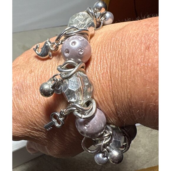 Vtg Charm Bracelet Silver Lavender Beaded Dolphin Starfish Key Accents Stretch - Picture 9 of 9